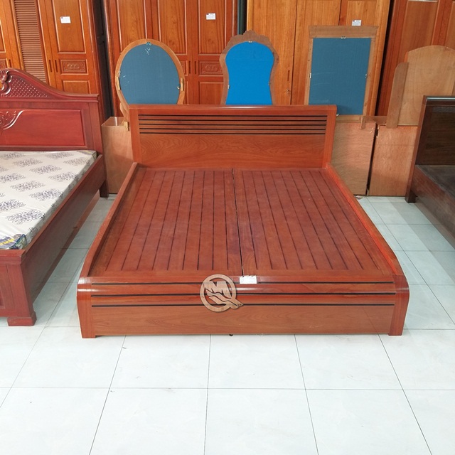 Mẫu giường gỗ xoan đẹp số 4