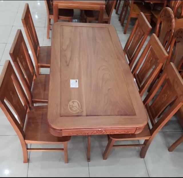 Bộ bàn ghế ăn 6 ghế chân tiện CN chất liệu gỗ gõ