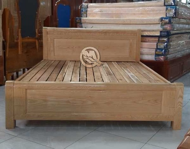 Giường ngủ gỗ sồi Minh Quốc