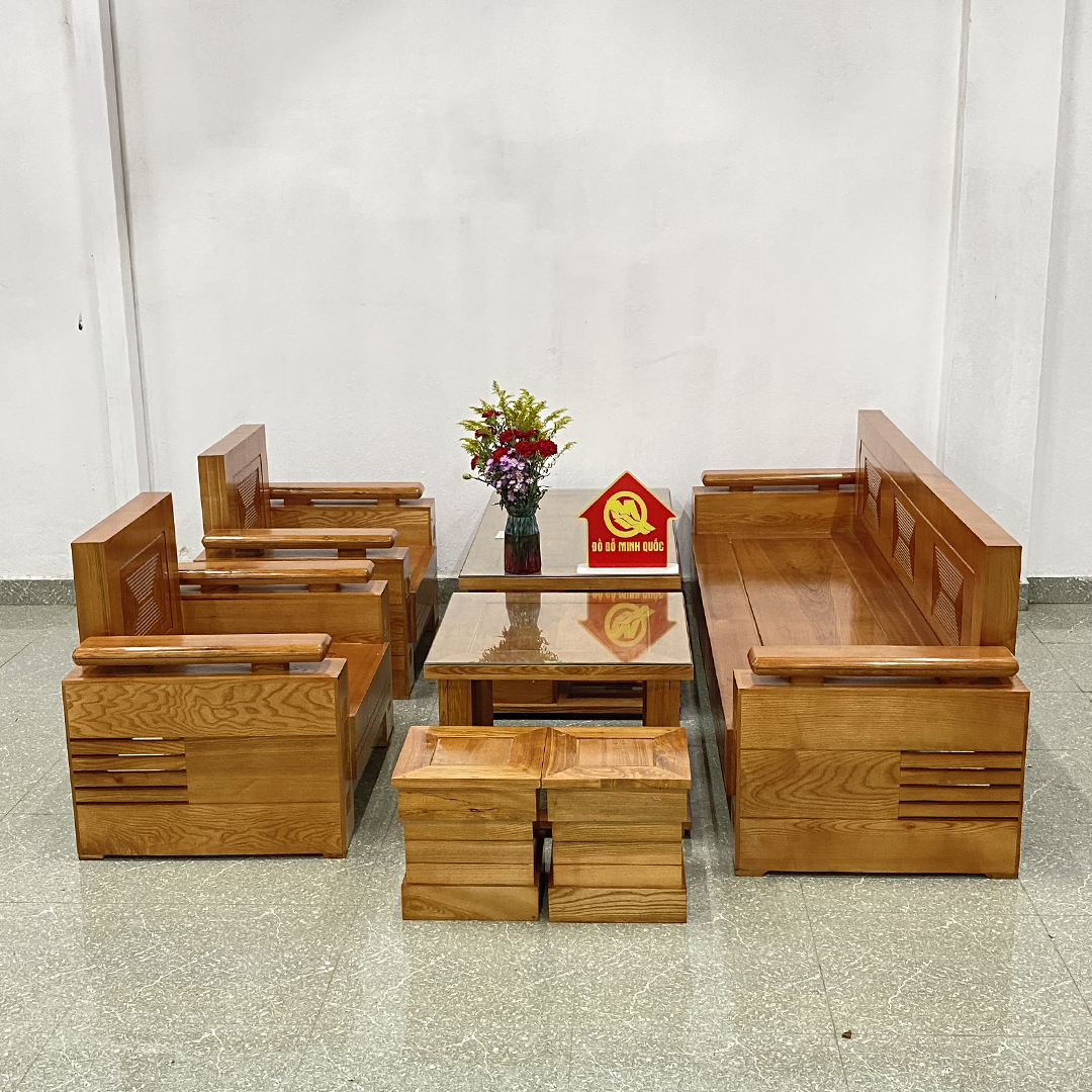 Bàn ghế gỗ phòng khách được làm từ chất liệu gỗ tự nhiên